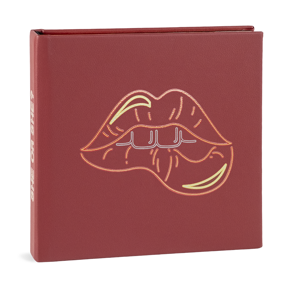 Contemporary Collection models Liguria