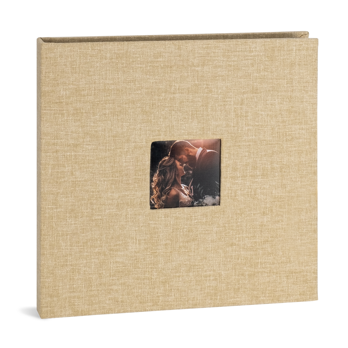 Luxe Linen Collection models Aland Photo